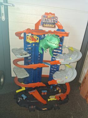 Hot Wheels Ultimate Garage