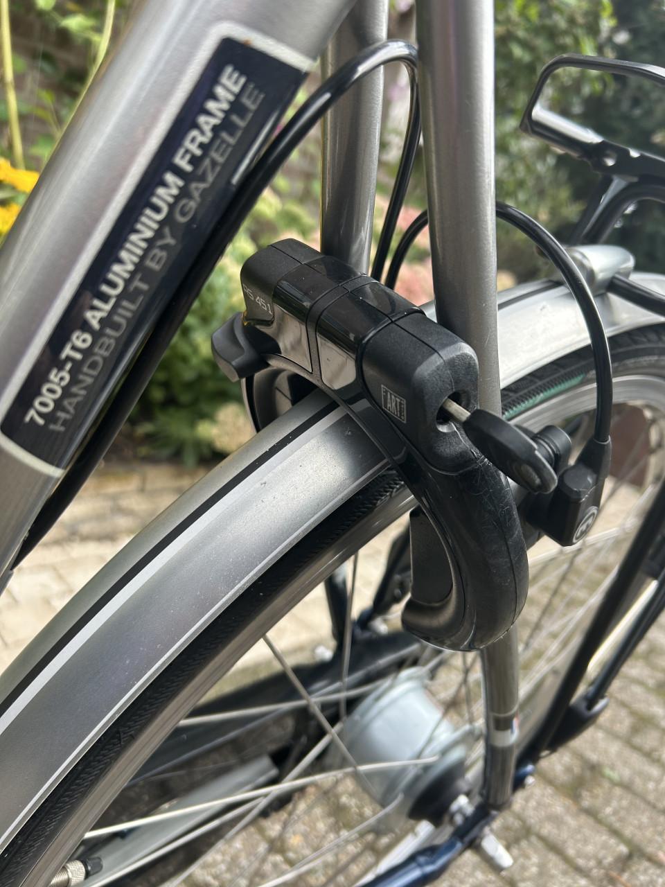 Heren fiets Gazelle Ultimate C2. Ok en als nieuw.  Van de eerste eigenaar.
