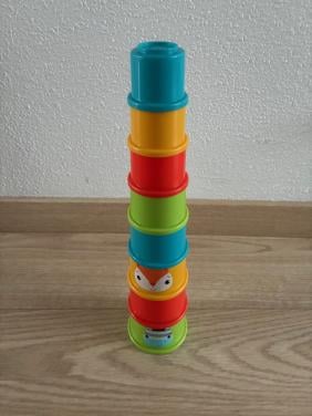 Stapeltoren / bouwbekers Fisher Price