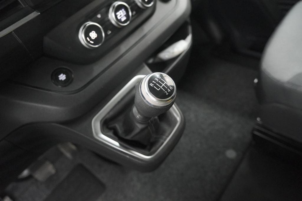 Renault Trafic 2.0 dci 110 t30 l2h1 work edition | trekhaak | camera | navi