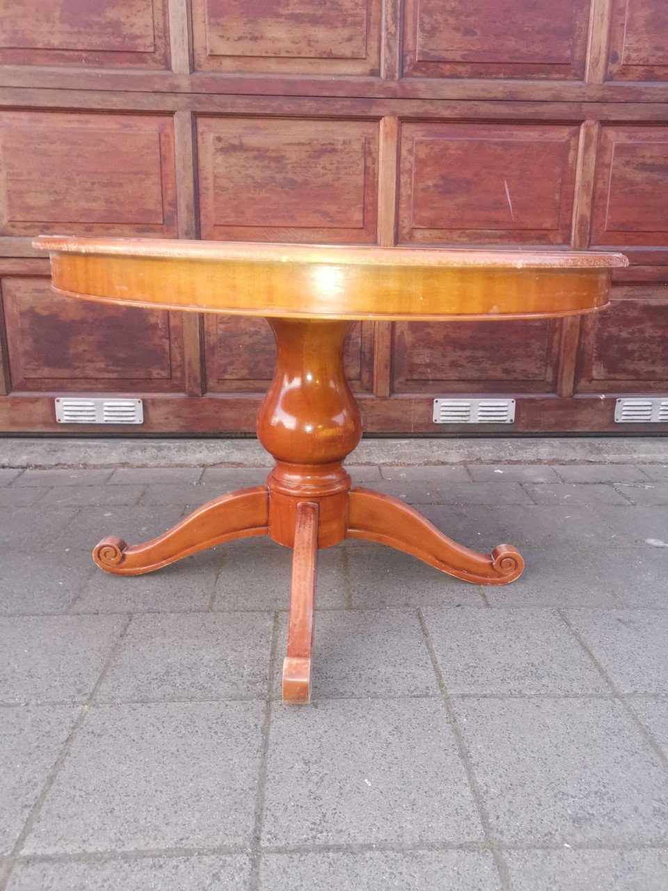 Leuke gezellige ronde uitschuifbare eettafel