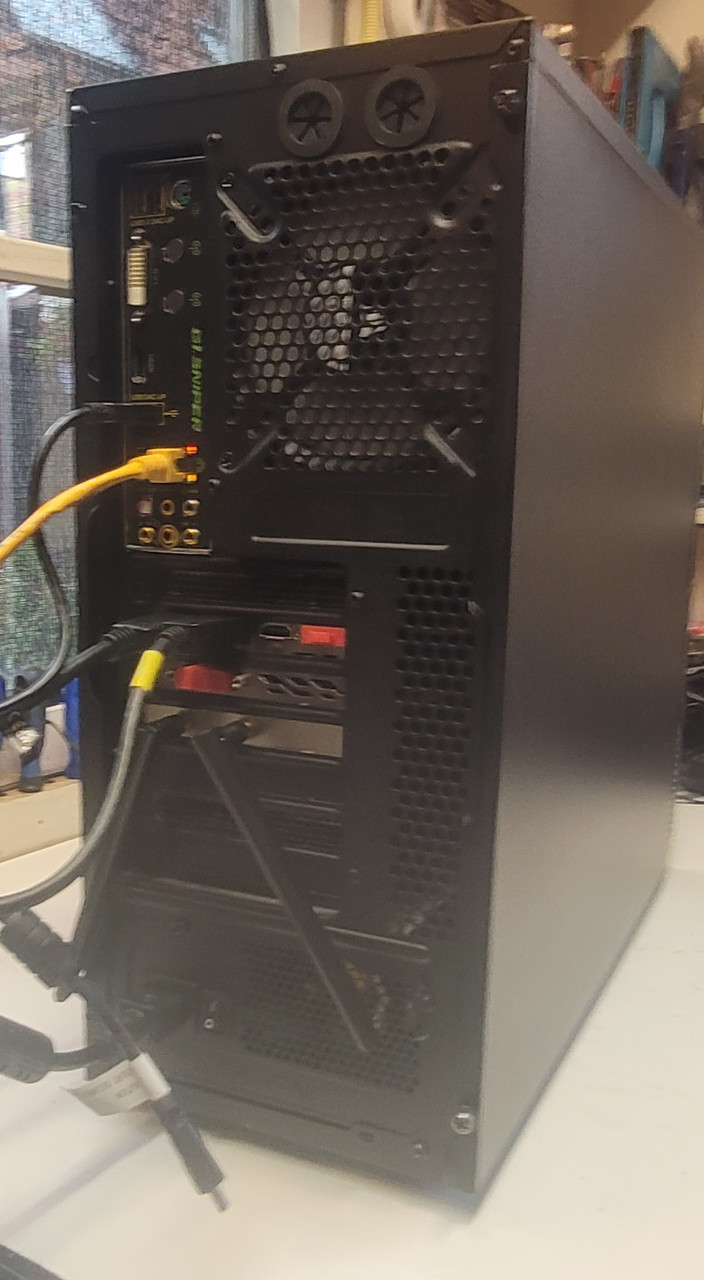 Gaming PC i7-7700/GTX 1080/WiFi
