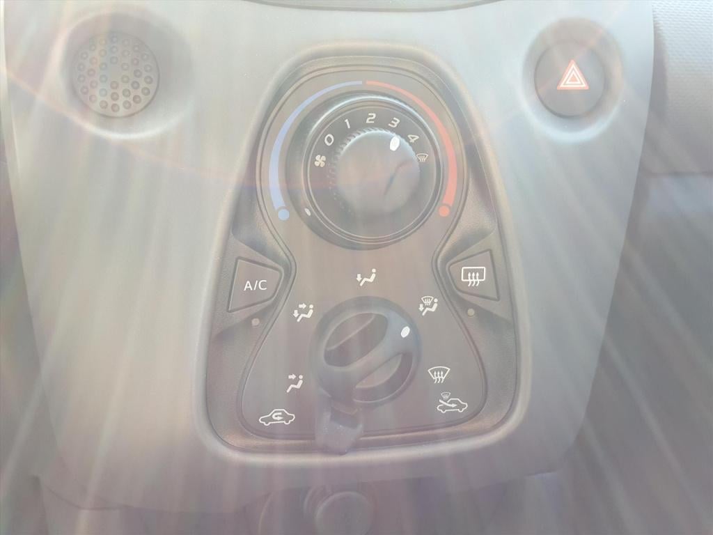 Peugeot 108 1.0 e-vti 72pk 5d active airco | bluetooth bellen & muziekstrea