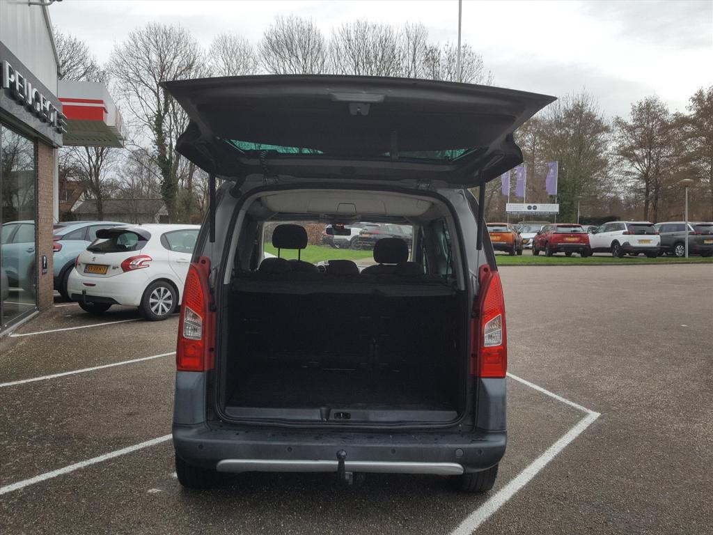 Peugeot Partner 1.6vti-110pk tepee outdoor zenith-dak | trekhaak | panorama