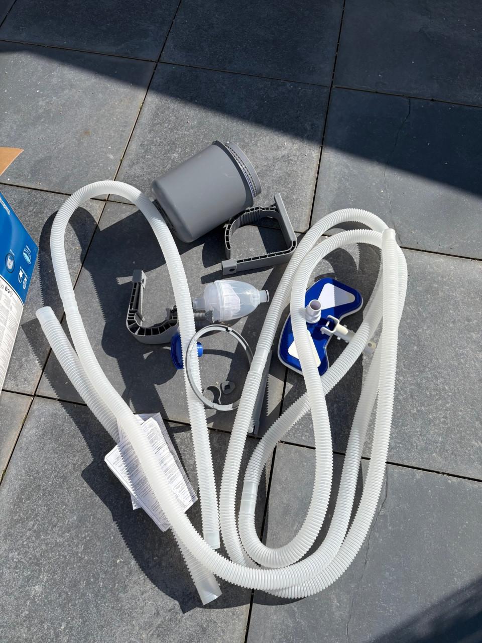 Flowclear schoonmaakset  zwembad.