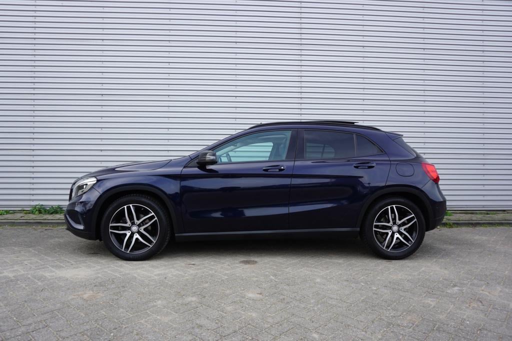 Mercedes-Benz Gla-klasse 180 ambition airco / navi / cruise / pano / parkee