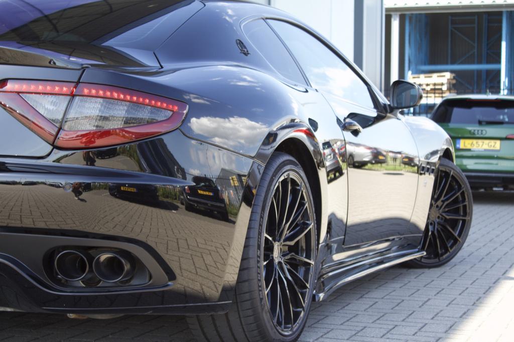Maserati Granturismo 4.7 s | btw auto 61.900 ex btw | bose | leder | youngt