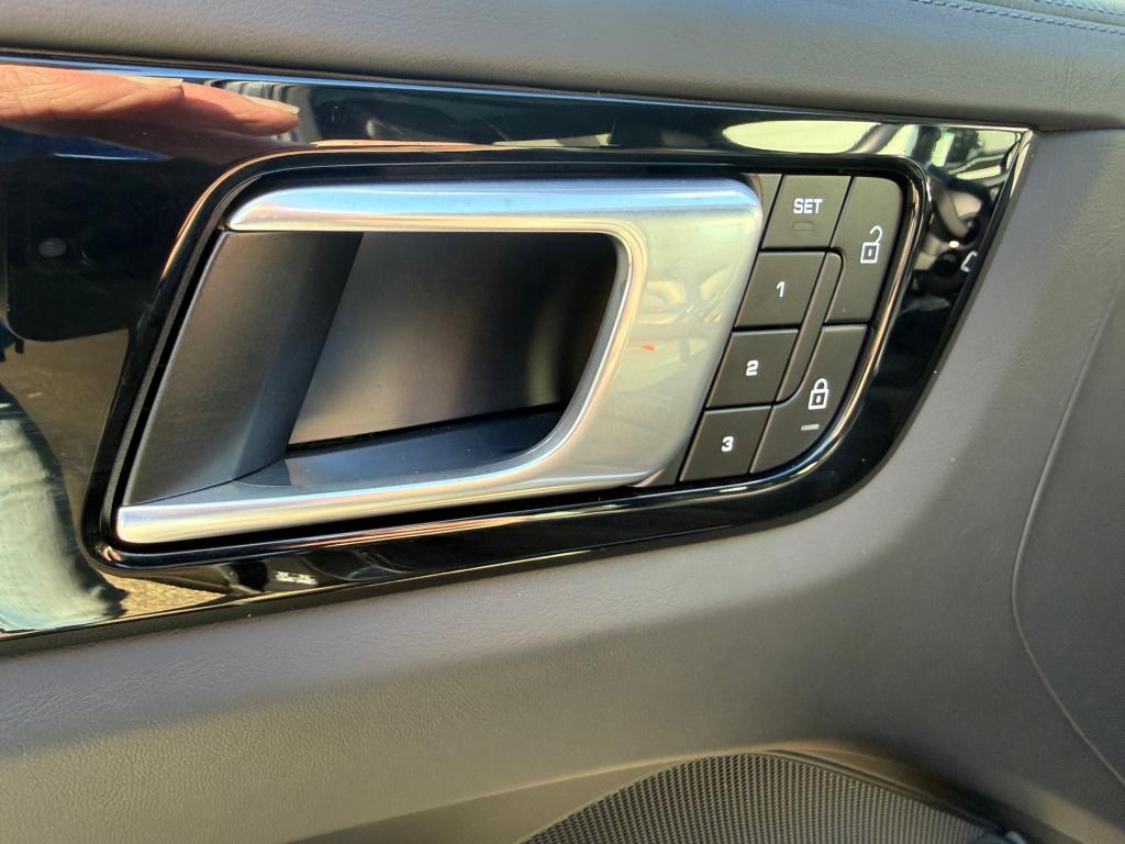 Porsche Cayenne 3.0 e-hybrid