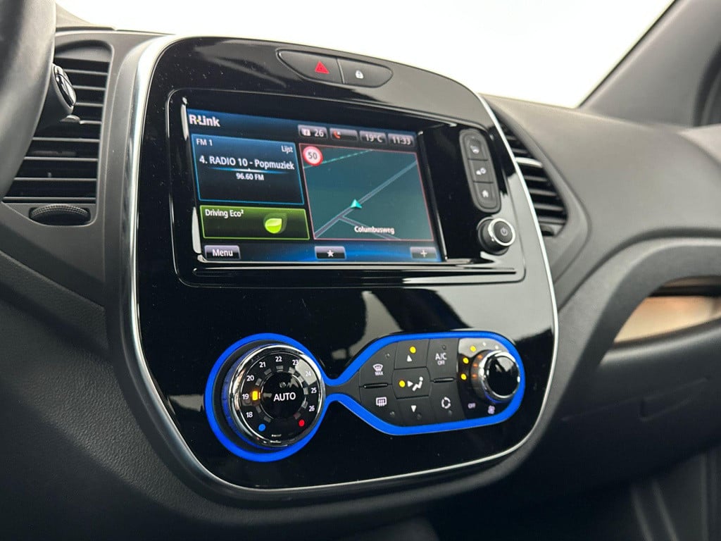 Renault Captur 0.9 tce version s | navigatie | parkeersensoren voor/achter 