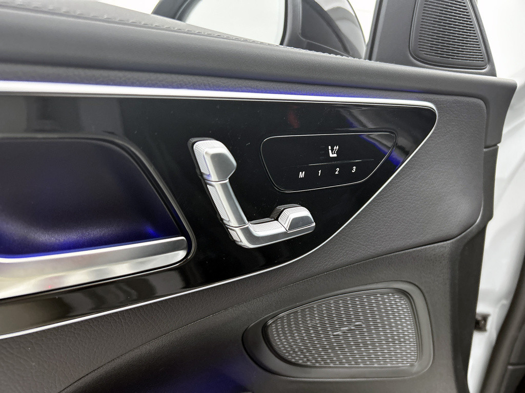 Mercedes-Benz C-Klasse 300 e business solution amg | nightpakket | trekhaak
