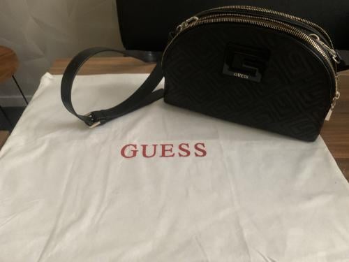 Nieuw Guess tas