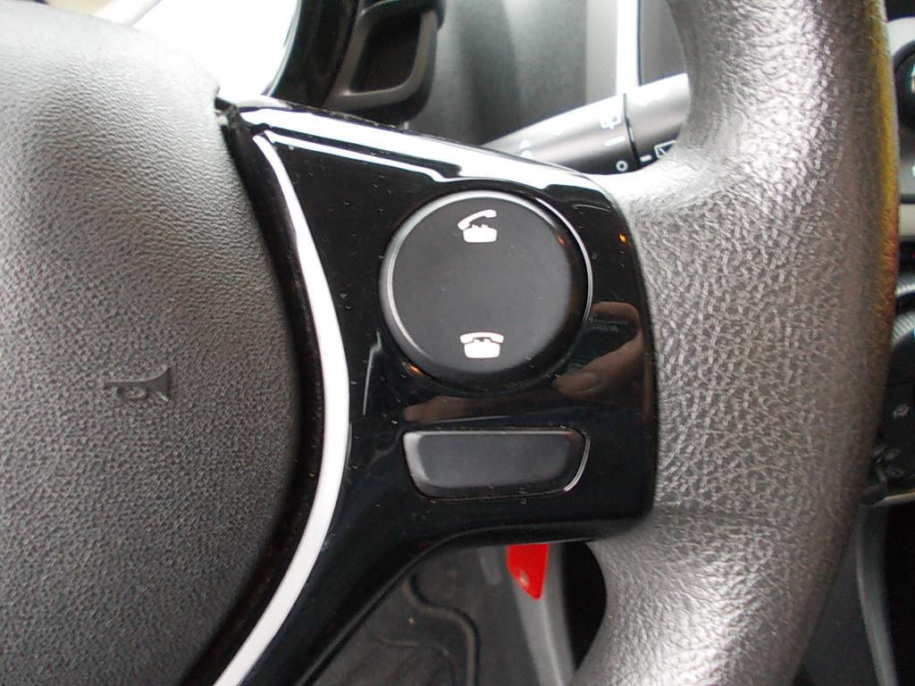 Peugeot 108 1.0 vti 5-deurs airco bleutooth (btw verr.b.)