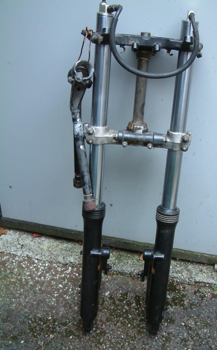 Voorvork  35 mm en voorvork 38 mm poten