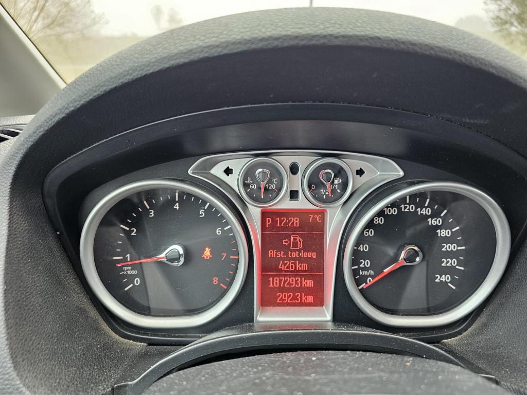 Ford C-max 2.0-16v titanium