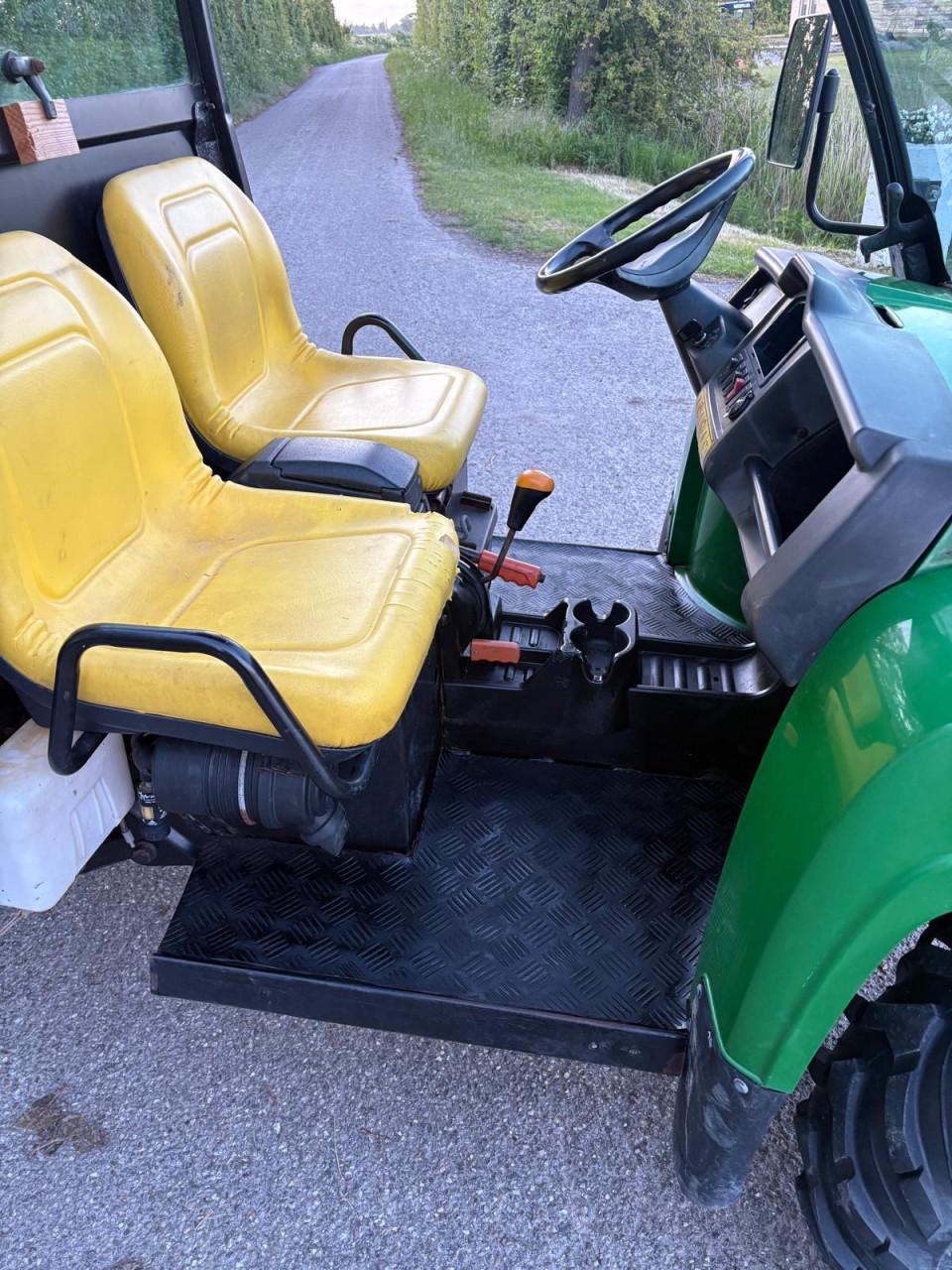John Deere Gator 855D