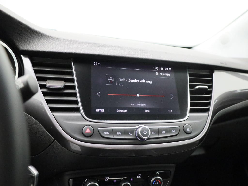 Opel Crossland X 1.2 turbo innovation | navigatie | apple carplay / android