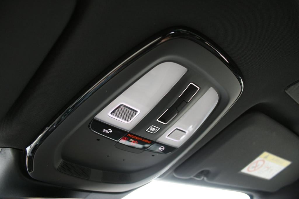 Volvo XC60 2.0 t6 plug-in hybrid awd plus black edition