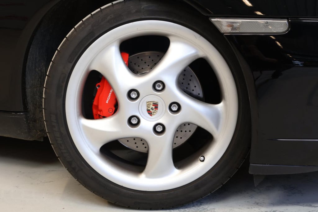 Porsche 911 cabrio 3.4 carrera orgineel nl, motor is vervangen, applecarpla