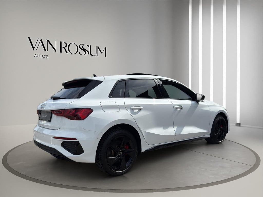 Audi A3 sportback 45 tfsi e s-line pano b&o matrix carplay