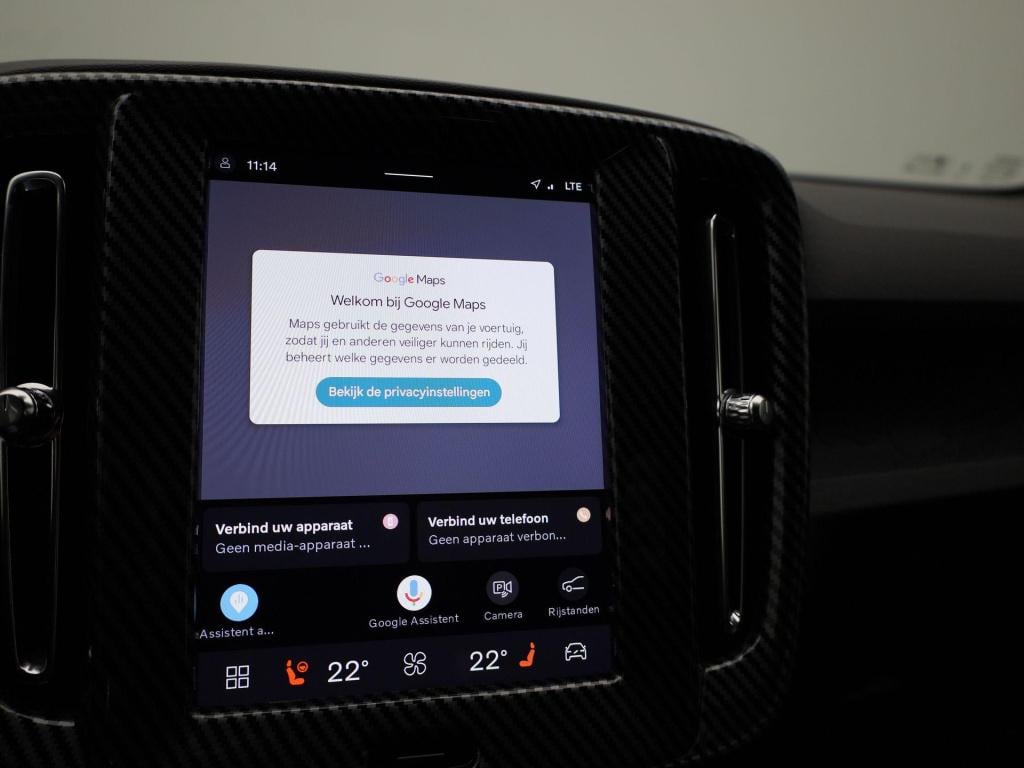 Volvo XC40 single motor extened range core 82 kwh | automaat | apple carpla