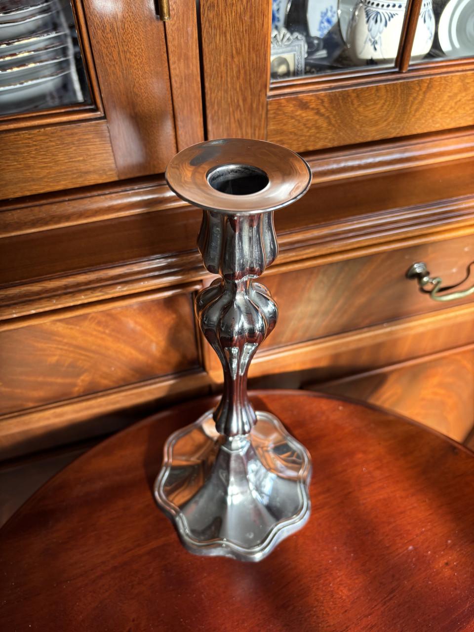 MOOIE BAROKKE KANDELAAR VAN BERNDORF ALPACCA