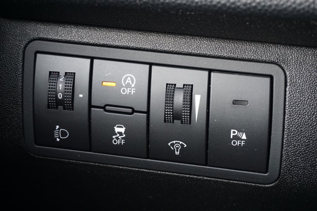 Hyundai Ix20 1.4i i-magine airco / navi / camera / cruise / trekhaak / park