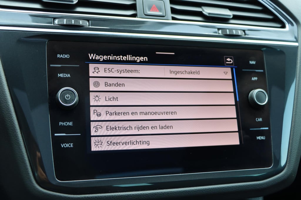 Volkswagen Tiguan 1.4 tsi ehybrid elegance 245pk dsg6