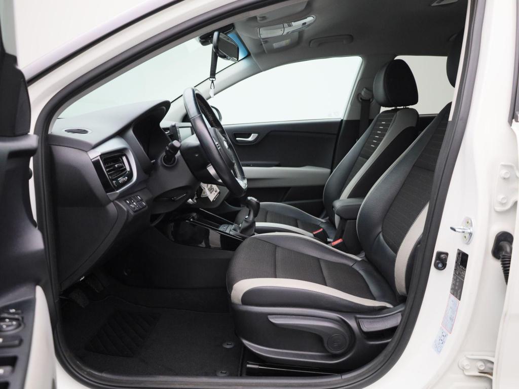 Kia Stonic 1.0 t-gdi mhev black edition | navigatie | apple carplay / andro