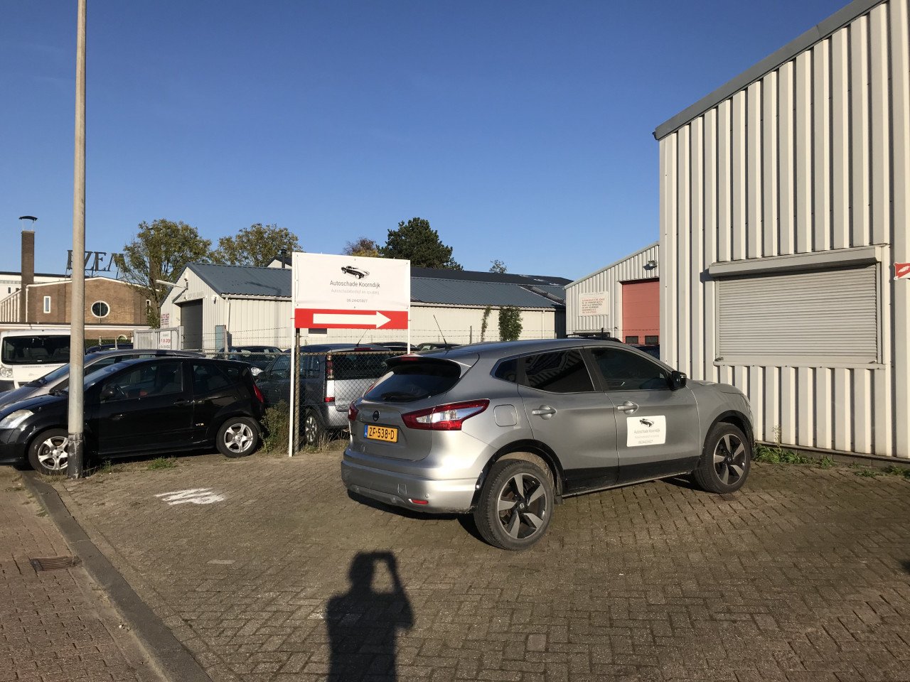 AUTOSCHADE/SPUITEN/LASSEN Tel:0624425927