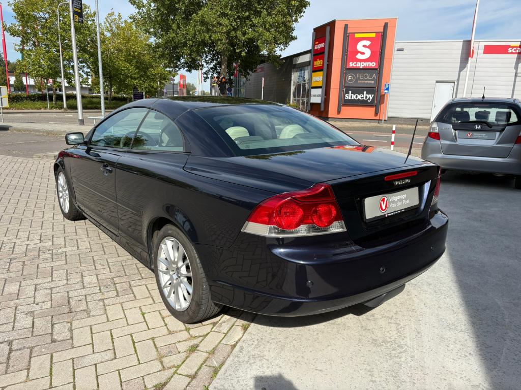 Volvo C70 convertible 2.4 momentum