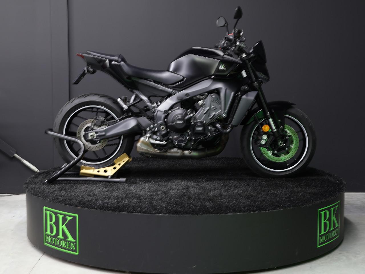 Yamaha MT-09 | TechBlack