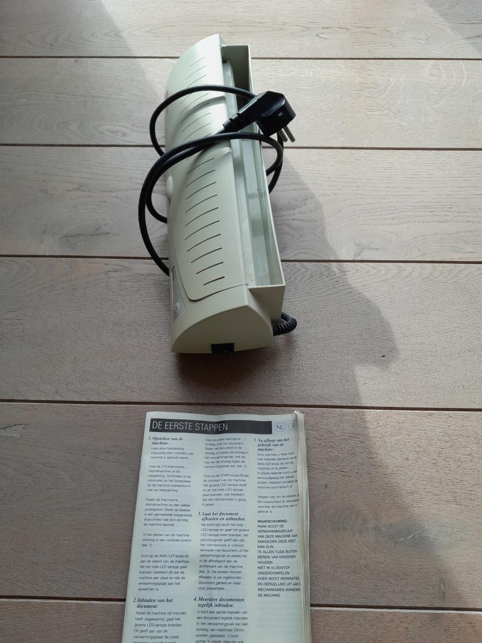 Gratis af te halen in Vlissingen; Inbindapparaat