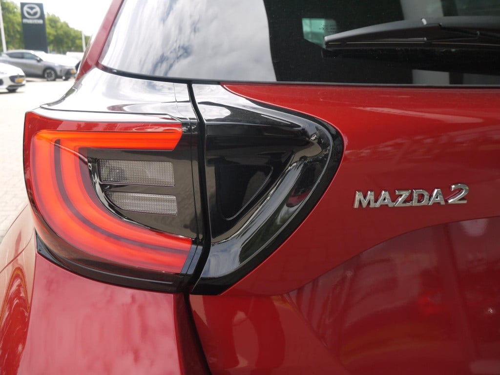 Mazda 2 Hybrid 1.5 homura