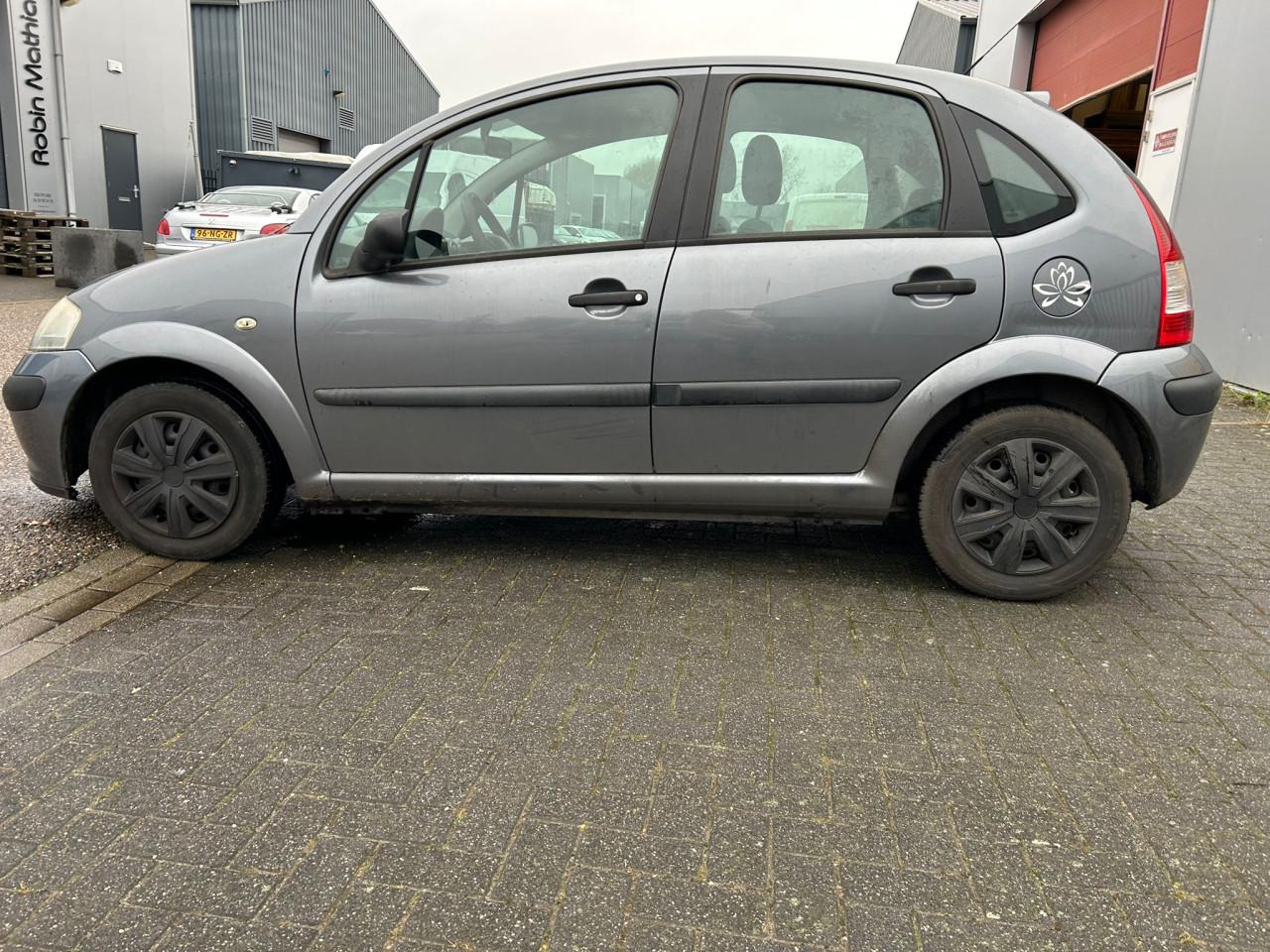 Citroen C3 1.4i Ligne Prestige Rijd baar Koppeling slipt een beetje!