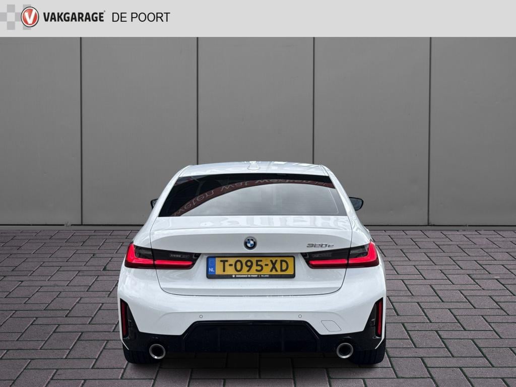 BMW 3-serie 320e m-sport | facelift | widescreen | navi | carplay | led