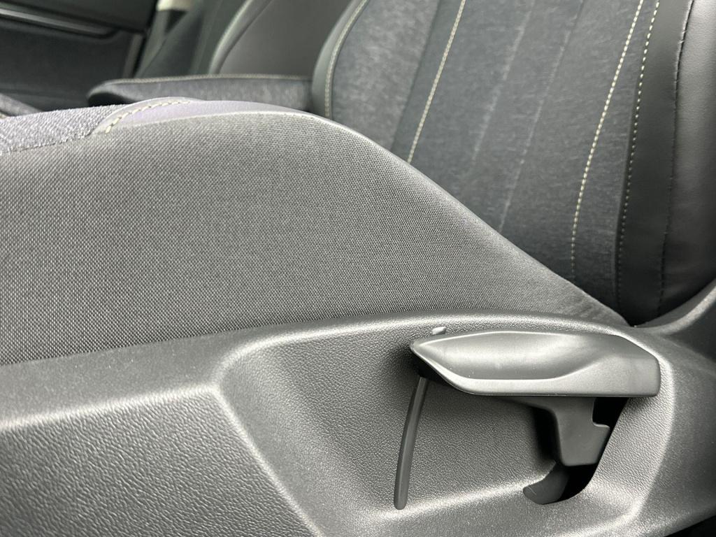 Skoda Elroq business edition elektromotor 150 kw / 204 pk suv