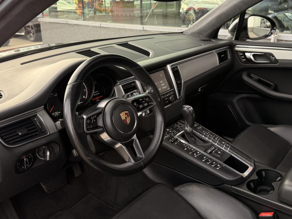 Porsche Macan 3.6 turbo | pano | bose | memory | cruise | luchtvering | sto