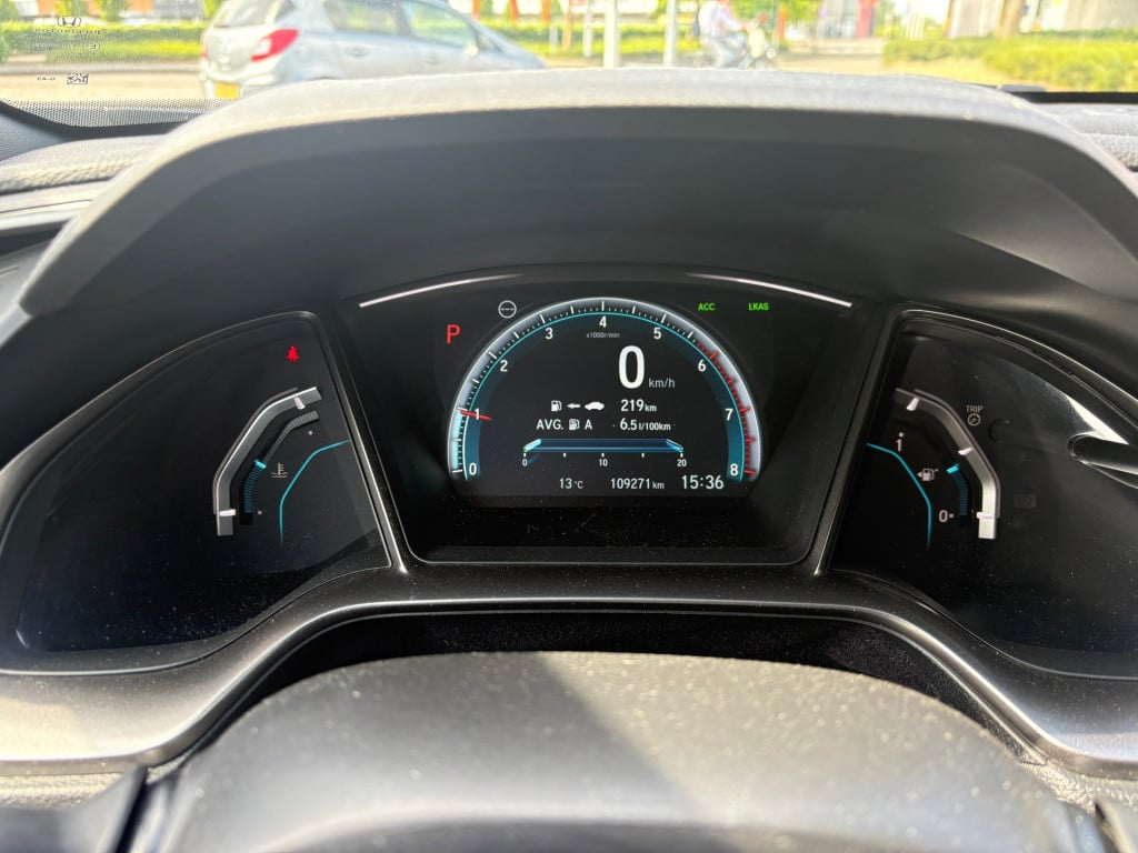 Honda Civic 1.0 i-vtec executive