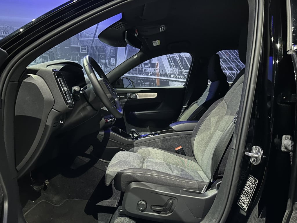 Volvo XC40 1.5 t4 plug-in hybrid plus bright *winterpack*h&k*camera