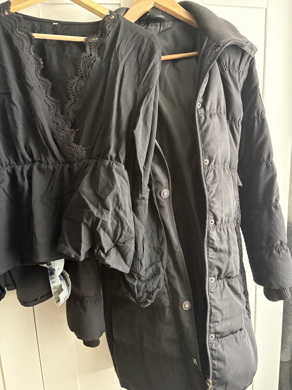 Kleding in Twee vuilniszakken