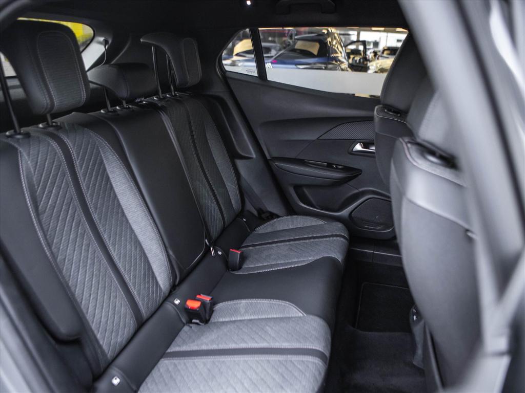 Peugeot 2008 1.2 hybrid 145pk e-dcs6 allure