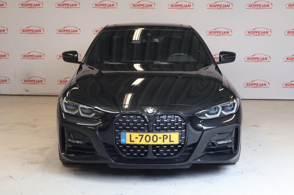 BMW 4 Serie coupé 430i m-sport pro nl auto, laser, h&k, dakje, stoel-stuurv