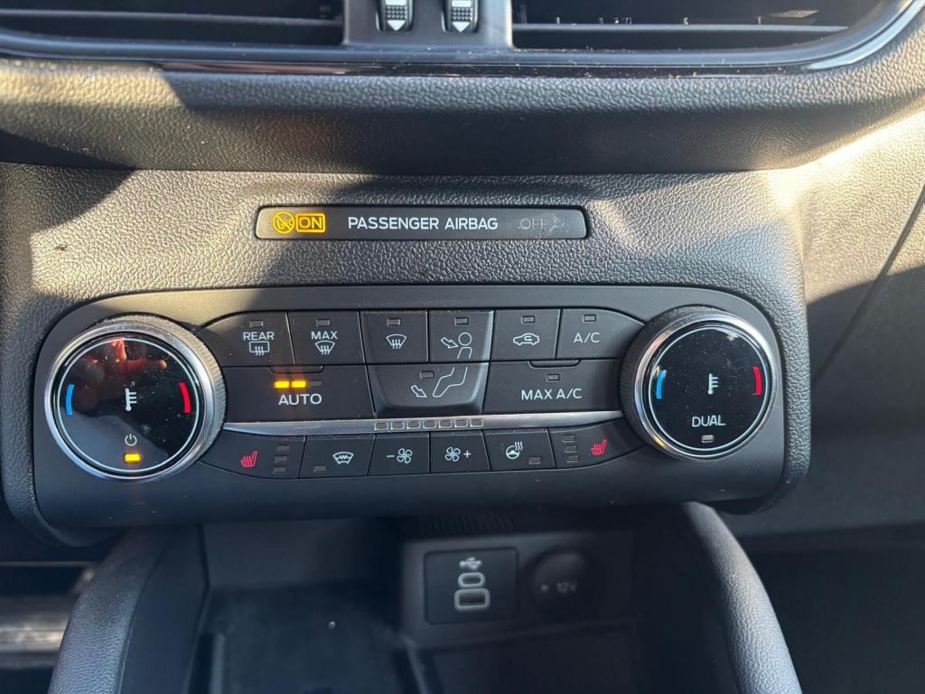 Ford Kuga 2.5 phev e-cvt 225pk st-line x , pano dak , adaptive cc , voorrui