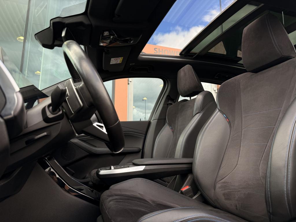 BMW 2-serie active tourer 220i m-sport | pano | cruise | lane assist | hud 