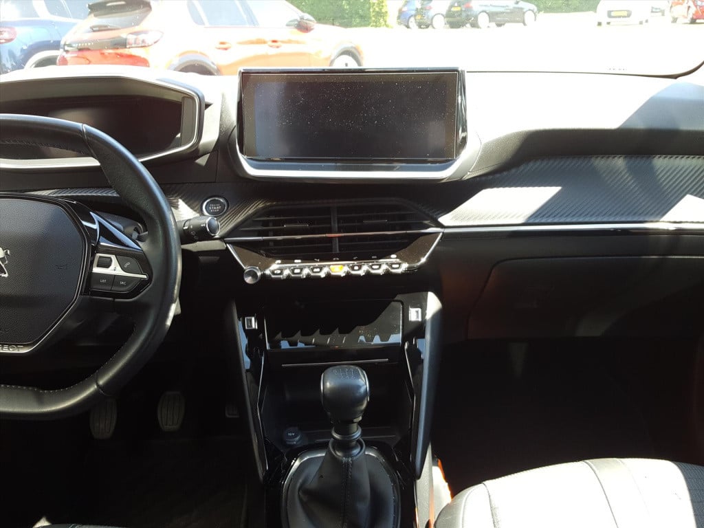 Peugeot 208 1.2 puretech 100pk allure navigatie | 3d-cockpit | afneembare t