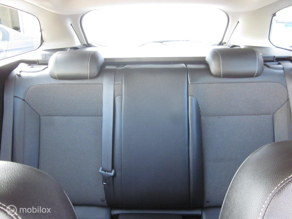 Opel Astra sports tourer 1.6 station edition/airco/cruise/lm velgen/apk tot
