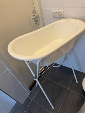 Badje met afvoer slang