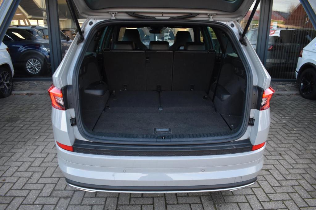 Skoda Kodiaq 1.5 tsi sportline 7p. | mj21 | camera | virtual | nap | stuur 