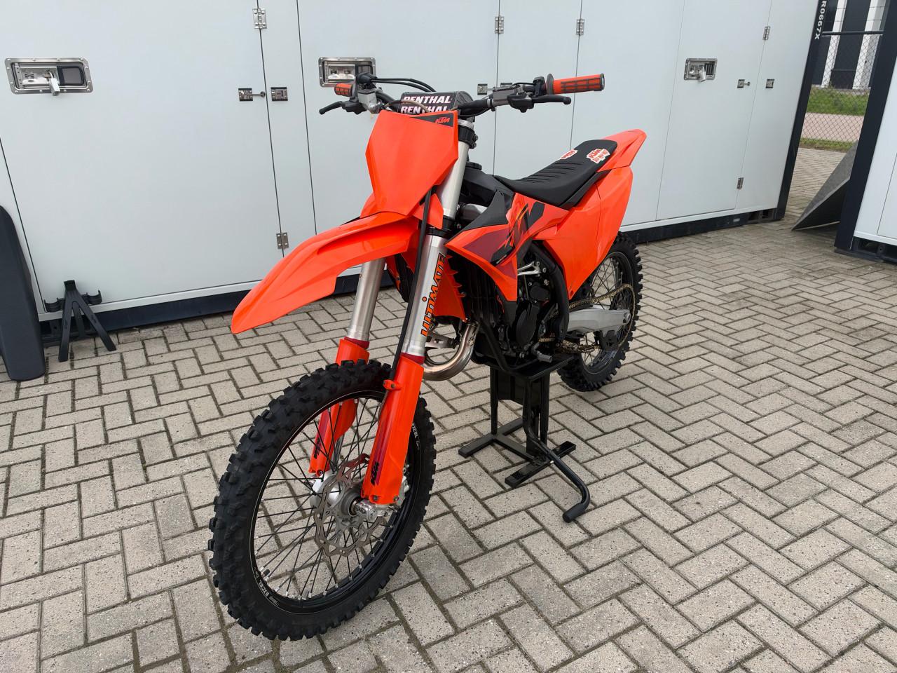 KTM 125 SX 2025 | 89,9 uur | Nieuwe zuiger | Nette staat!
