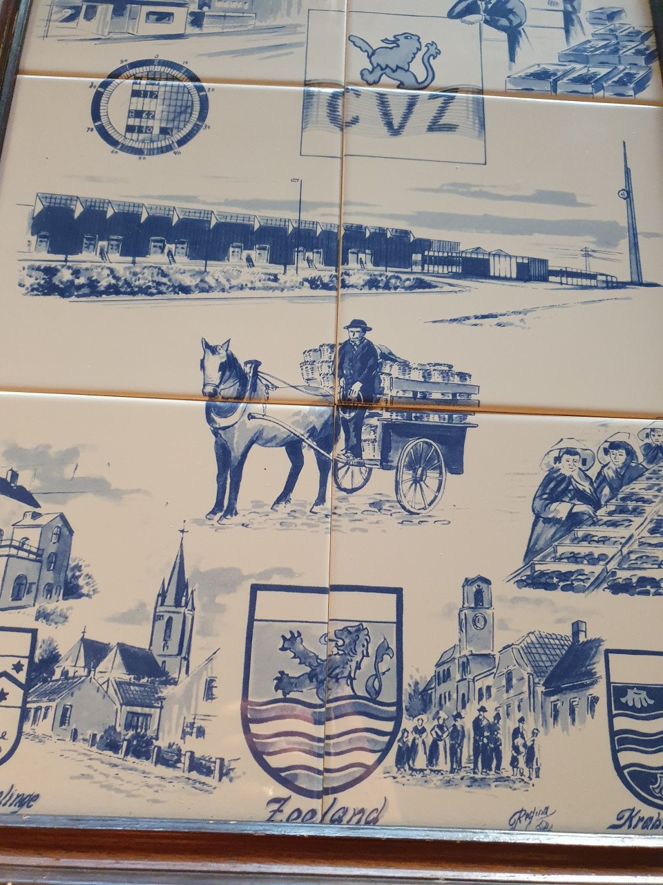 Prachtig zeeuws TEGELTABLEAU IN HOUTEN LIJST 6 tegels...